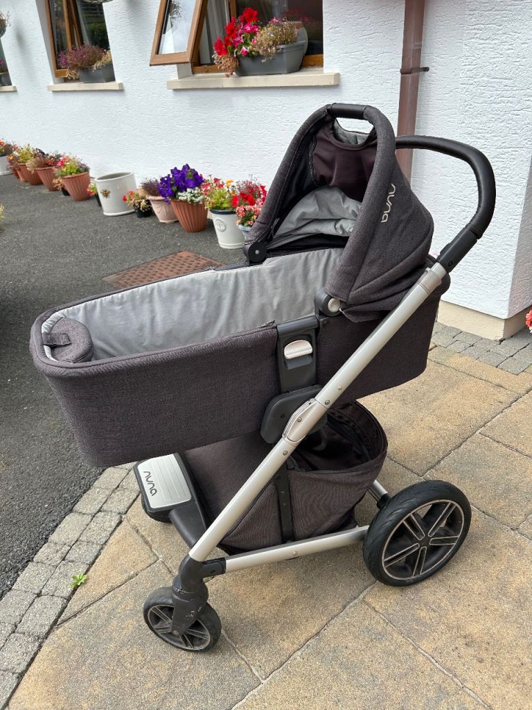 Nuna Travel System Accessories – Brown, As Good As New