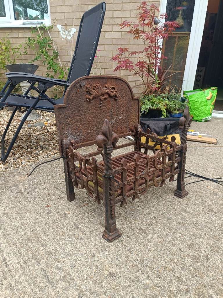Cast Iron Decorative Fire Basket