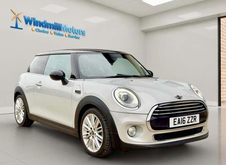 2016 MINI Hatch 1.5 Cooper Euro 6 (s/s) 3dr HATCHBACK Petrol Manual