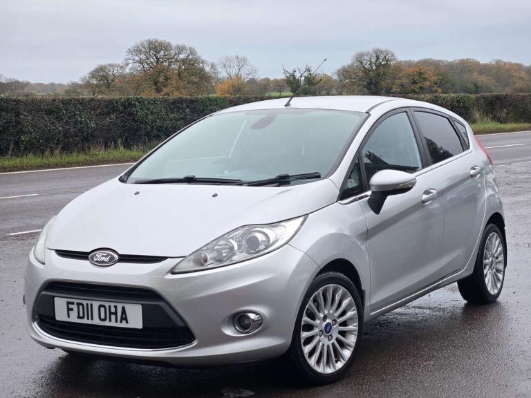2011 Ford Fiesta 1.4 Titanium 5dr HATCHBACK PETROL Manual