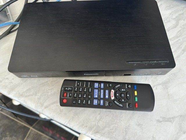 Panasonic DMP-BDT180 4K Ultra HD Blu Ray Player AS GOOD AS NEW  With Netfix  
