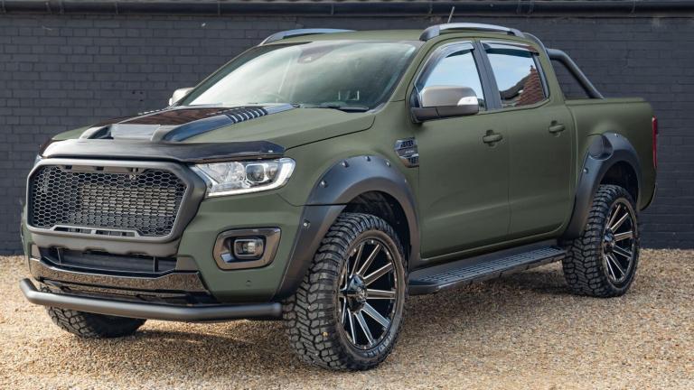  Land Rover Defender 110 3.0 D300 MHEV X-Dynamic HSE Auto 4WD Euro 6 (s/s) 5dr Diesel Automatic