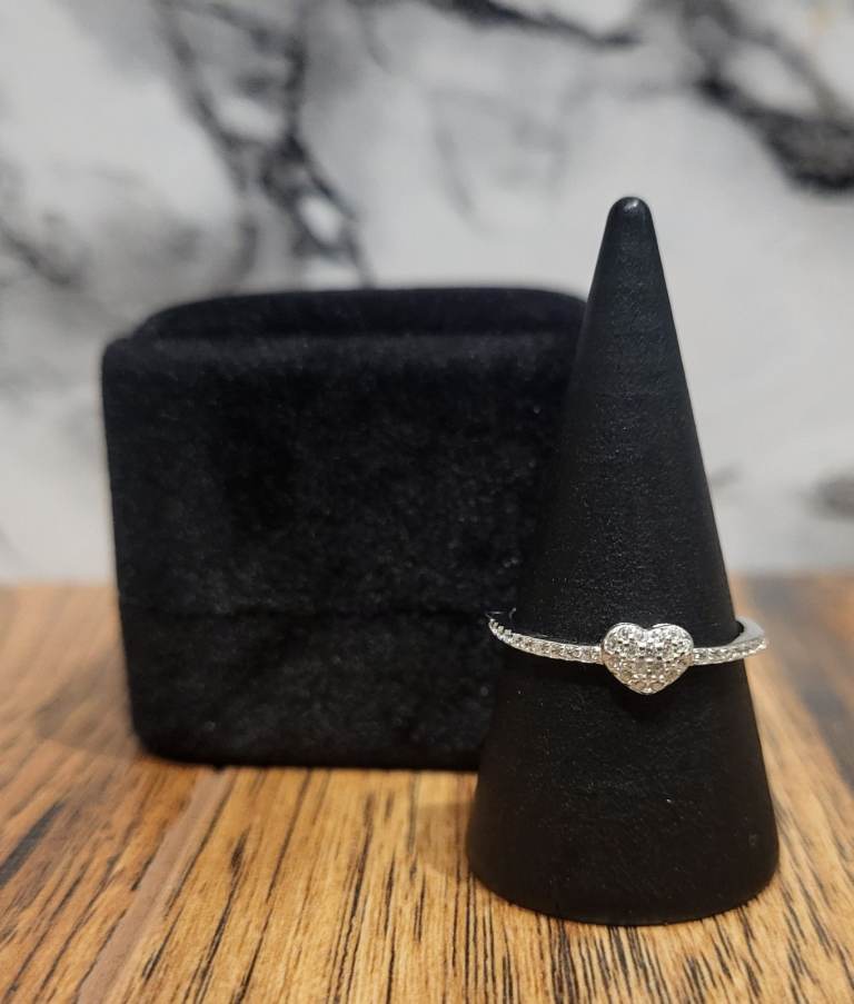 Heart ring