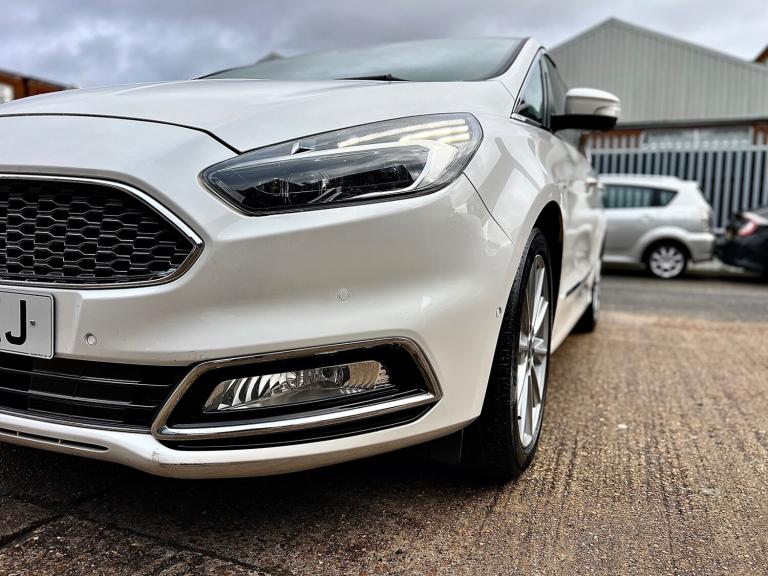 2019 Ford S-Max 2.0 EcoBlue 240 5dr Auto MPV Diesel Automatic