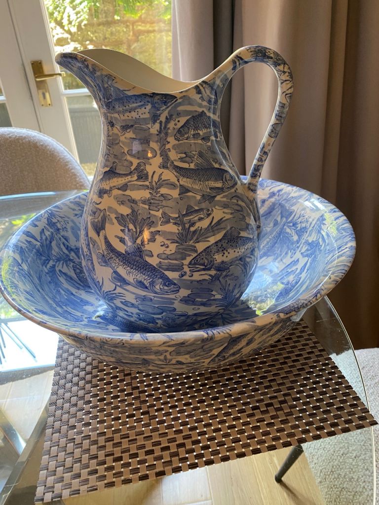 Vintage jug and bowl large size ex Jenners