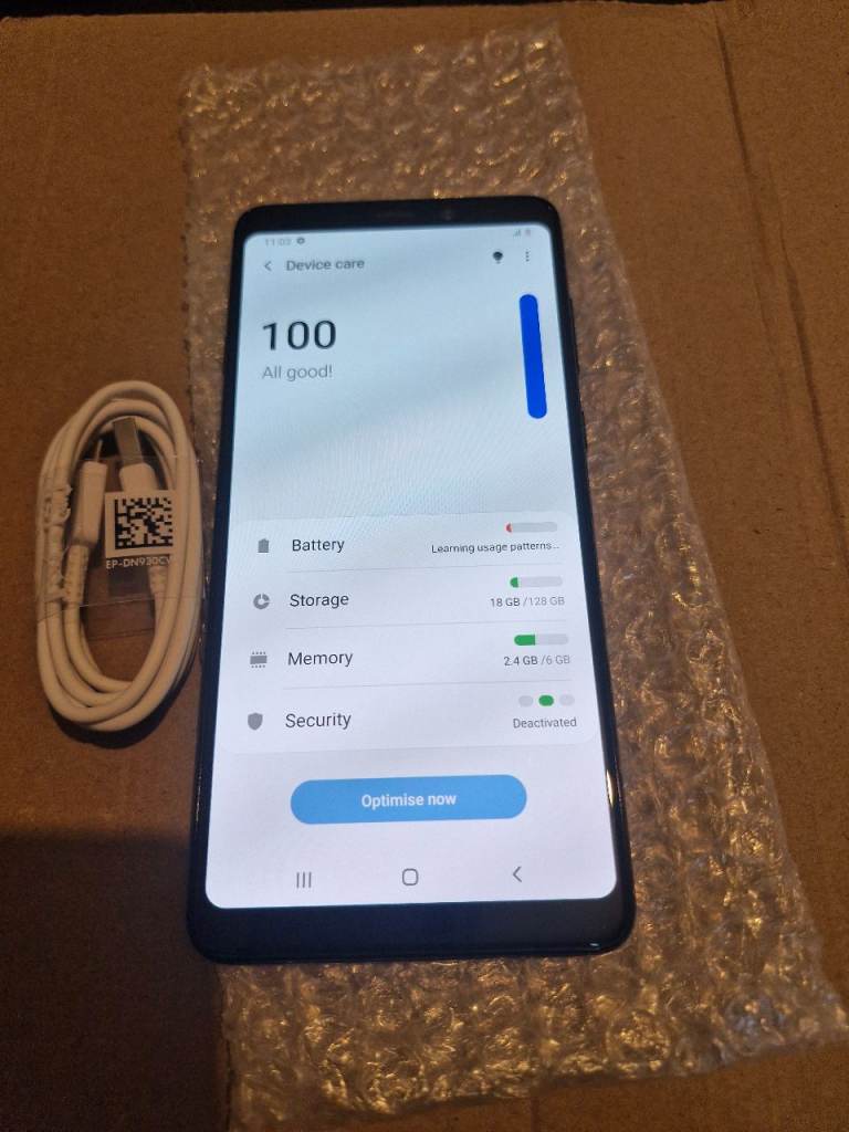 Samsung Galaxy A9 (2018) 128gb dual sim unlocked £60