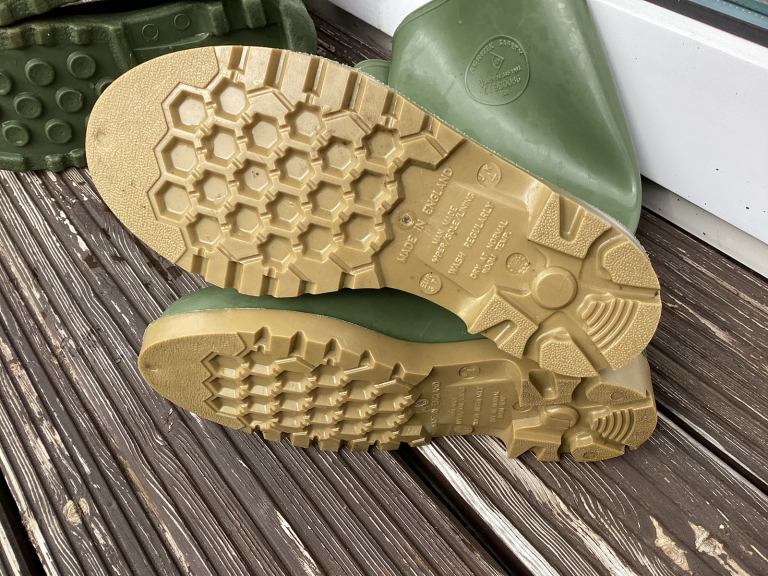 New  Dunlop safety wellington boots