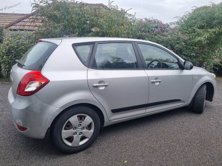 2010 KIA CEEDS 1.3 PETROL, LOVELY FAMILY CAR 