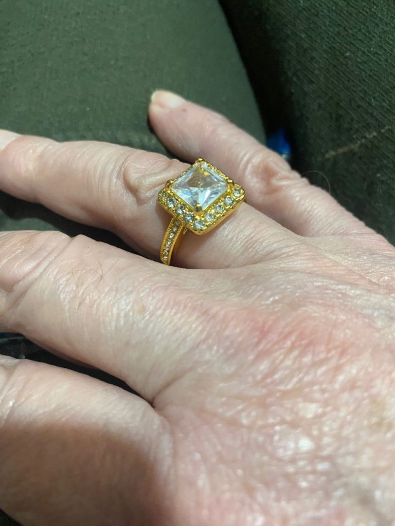 Gold Tone Ring with Square Clear Stone and Side Crystals