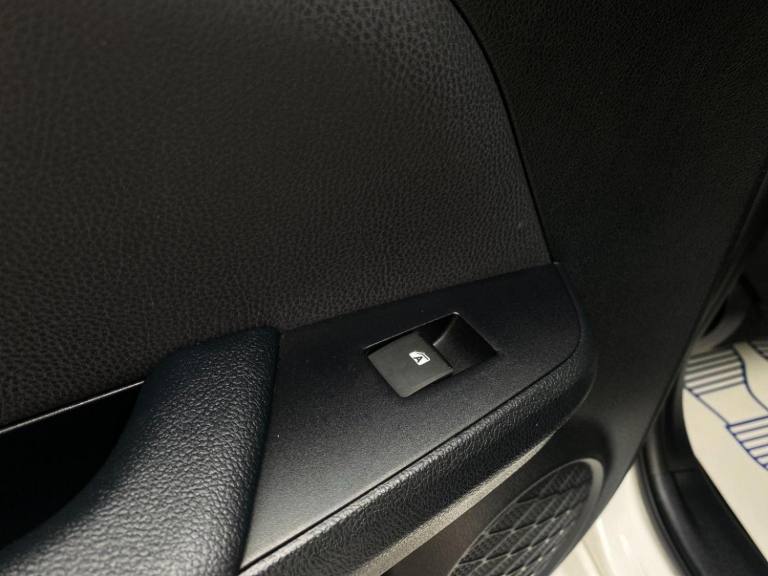 TOYOTA PRIUS 1.8 VVT-h Business Edition CVT Euro 6 (s/s) 5dr 2017