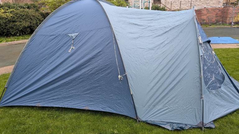 Vango Pennine 500 4/5 Man Tent