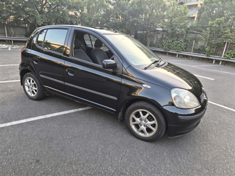 Toyota yaris 1.0 petrol ULEZ FREE