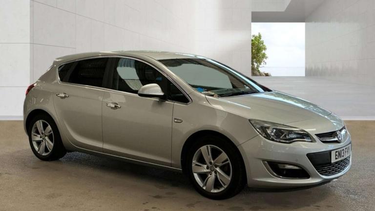 2013 Vauxhall Astra 1.6i 16V SRi 5dr Auto HATCHBACK PETROL Automatic