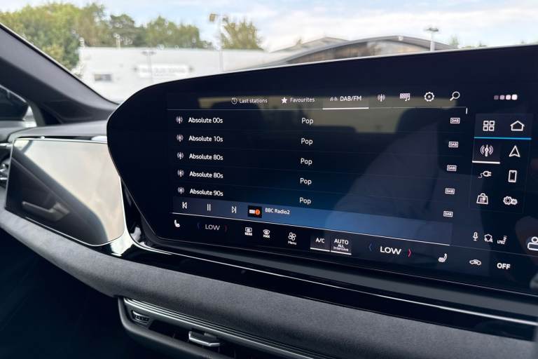 2025 Audi A6 Saloon 2.0 e-hybrid 25.9kWh Launch Edition S Tronic quattro Euro 6 (s/s) 4dr Saloon ...