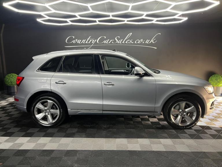 2023 Audi Q5 2.0 TDI SE SUV 5dr Diesel Manual quattro Euro 5 (s/s) (177 ps) Diesel Manual