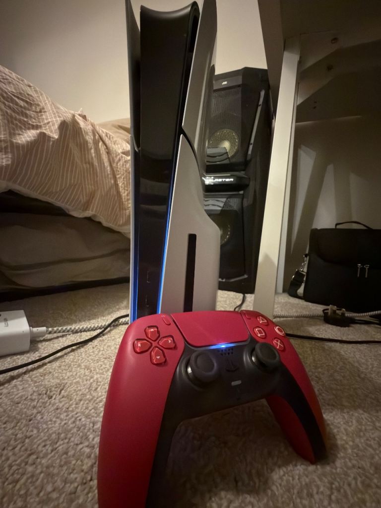 PS5 Slim Disc Edition 1TB + Games