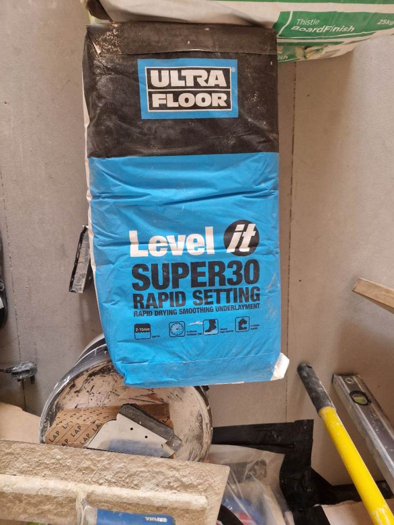 Ultra Floor Level It Super30 self levelling compound