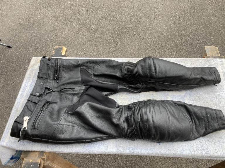 BKS KEVLAR LINED LEATHER MOTORCYCLE TROUSERS - please see my other lists - happy to post – thanks