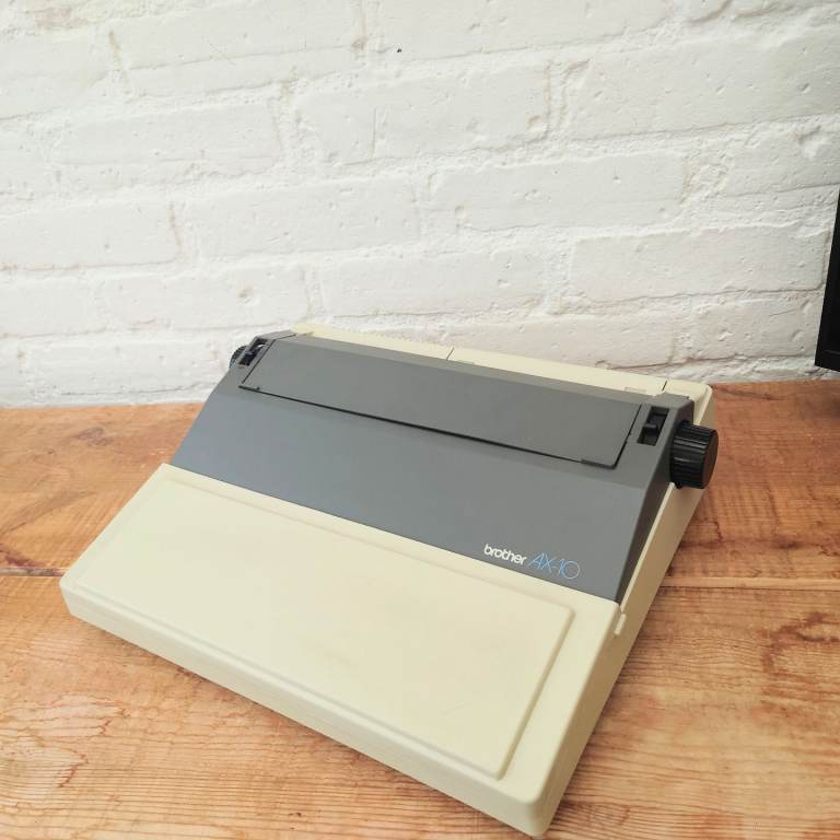 Brother AX-10 Electric Typewriter – Works – Cash Collection