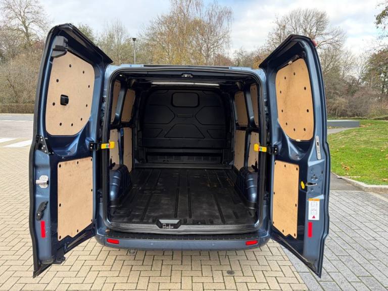 2022 Ford Transit Custom 300 LIMITED 2.0EcoBlue AUTO EU6 L1 H1 130ps *A/C*CAMERA*SENSORS*HEAT PAC...