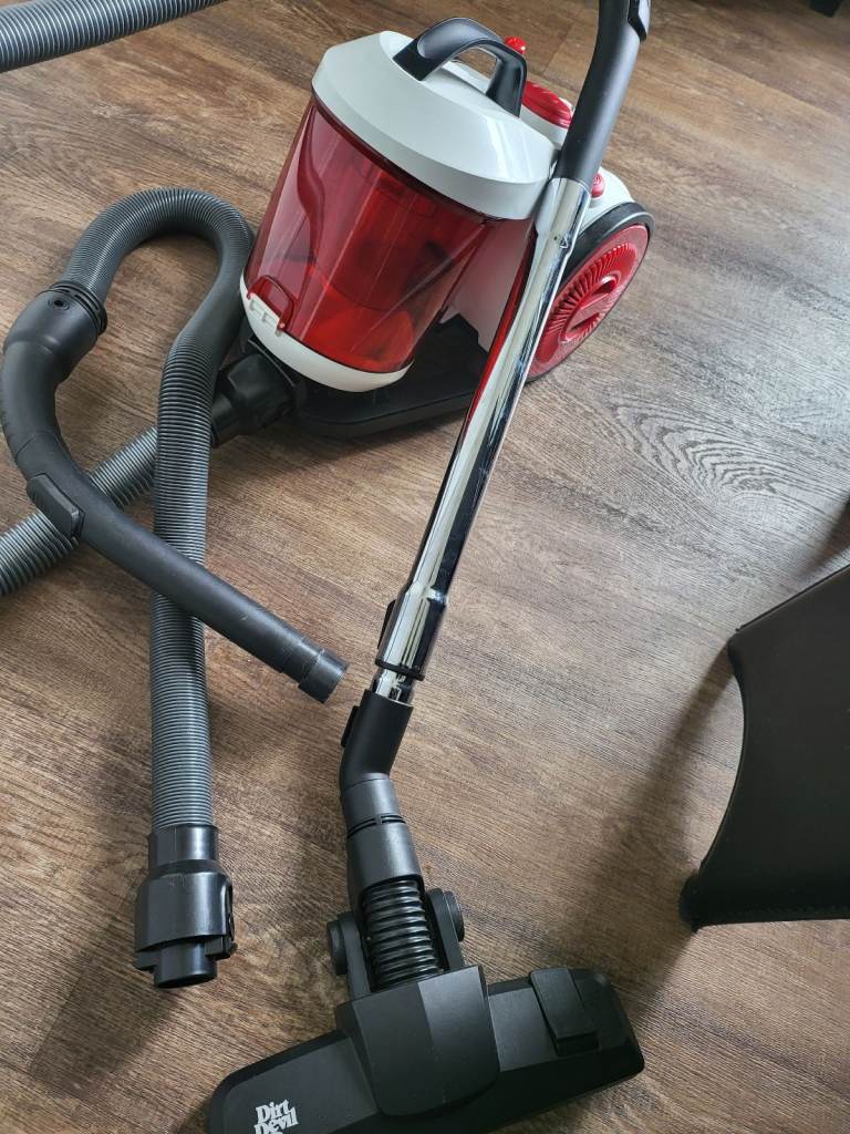 Excellent condition  max vacuum cleaner 