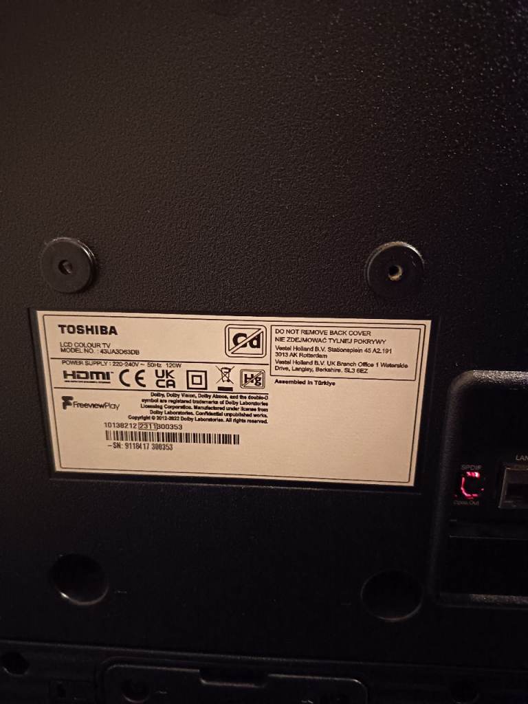 Toshiba lcd full hd smart TV 42 inch 