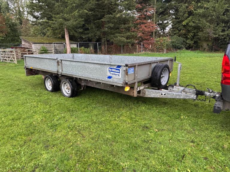 Ifor Williams flatbed 14x6.6ft 