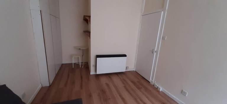 Studio Flat To Rent 