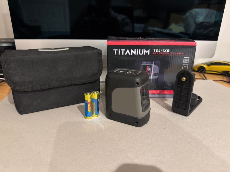 Titanium laser level 