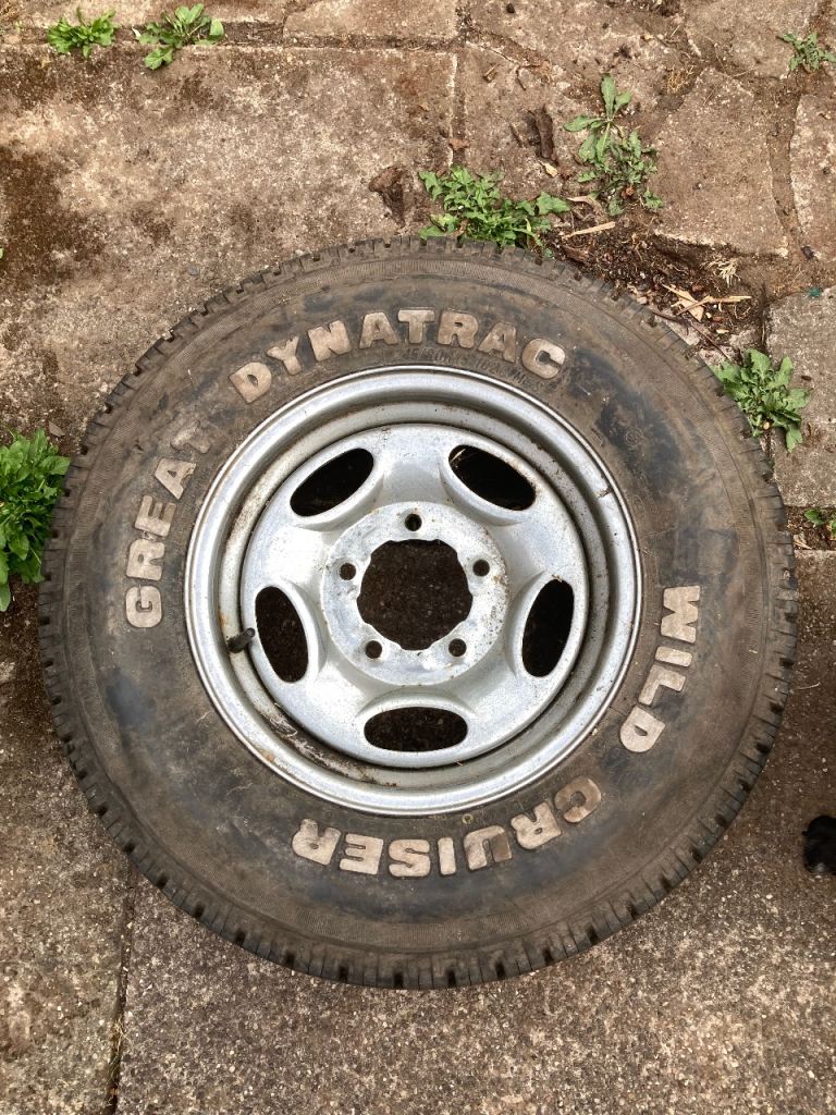 Daihastu sport track original wheel and tyre 