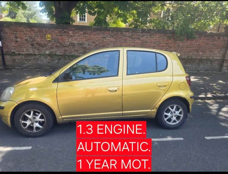 Toyota yaris AUTOMATIC 