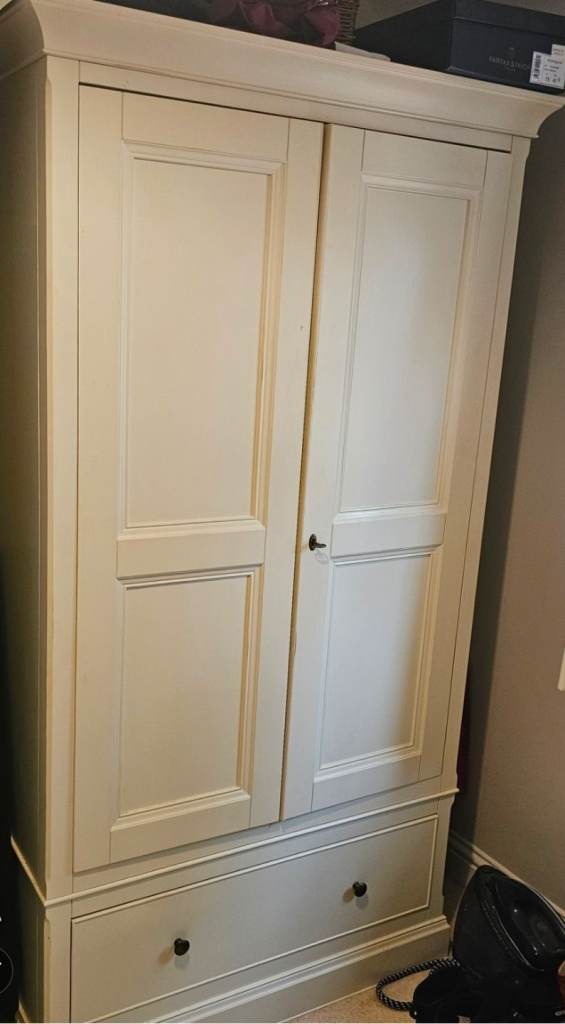 Jarolds Double wardrobe by   wellis & Gambier range 