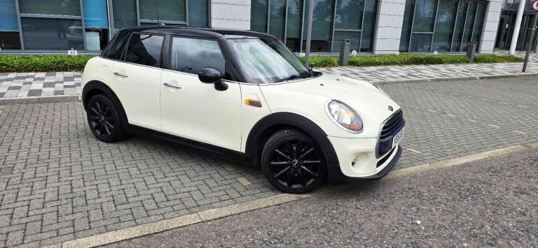 2016 MINI 1.5 PETROL > FULL YEAR MOT 29 JULY 2027 > LEZ COMPLIANT > 2 KEYS > 5-DOOR