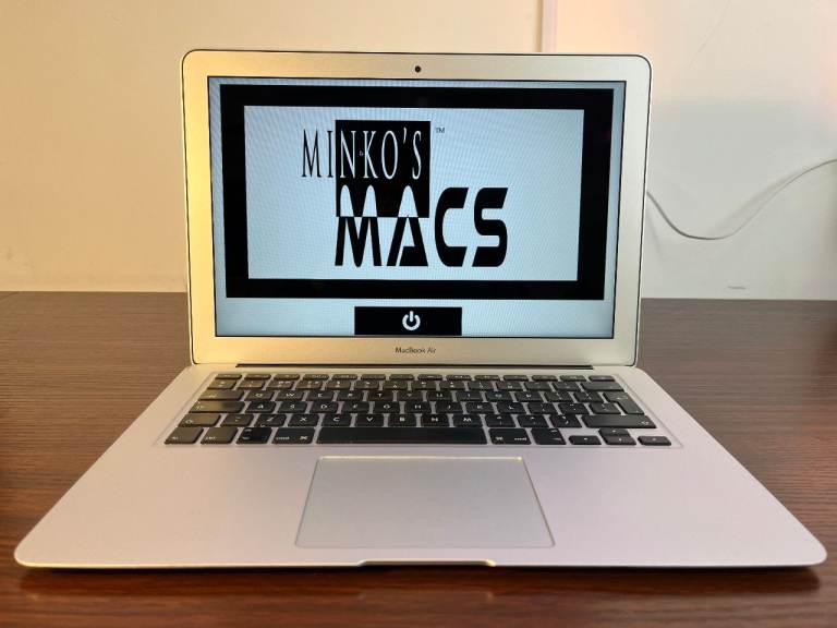 Apple MacBook Air 13″ (Early 2015) A1446 Silver – 1.6GHz i5 – 8GB RAM – 128GB SSD – Monterey