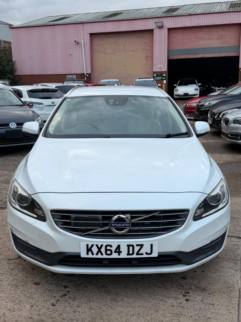 2014 Volvo V60 2.0 T4  estate  Petrol Automatic