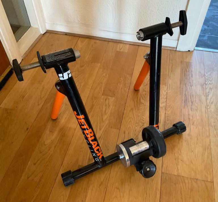 VGC PRO INDOOR MAGNETIC BIKE TRAINER - JET BLACK CYCLING S1 SPORT