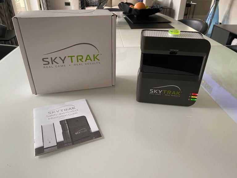 Golf Simulator SKYTRAK