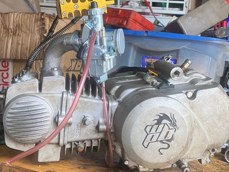 YX 140 Pitbike engine