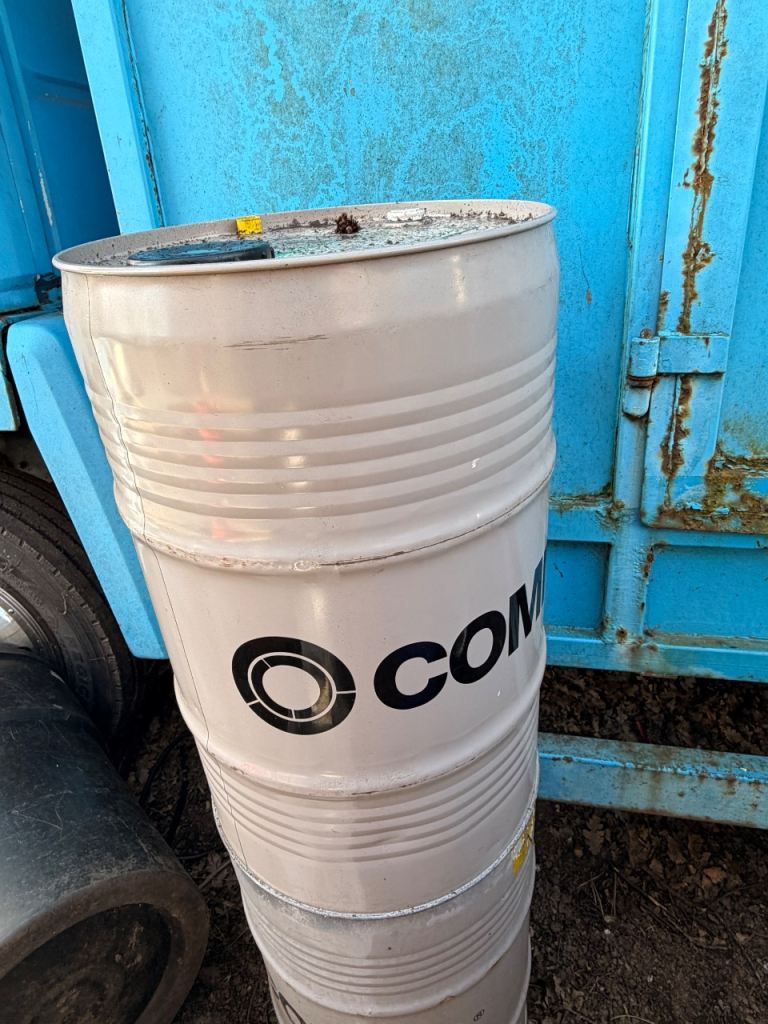 60L Empty oil drum ideal for incinerator - READ DESCRIPTION!!