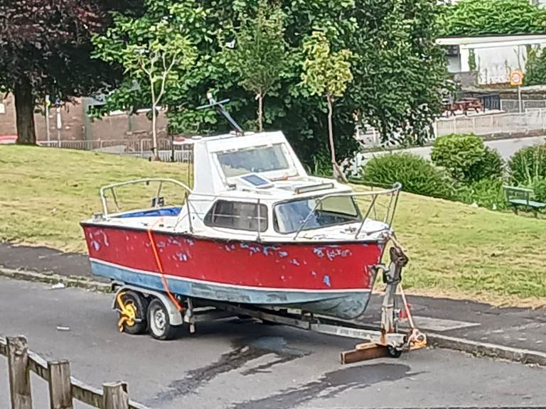 22ft Boat with Trailer.