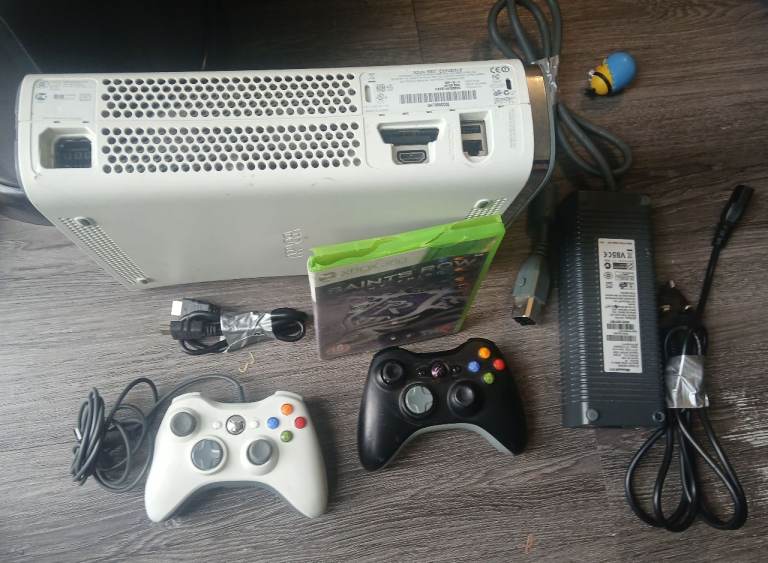 Swap bike or w,h,y Xbox 360 Console power pack n leads  Controllers and Game – Good Condition