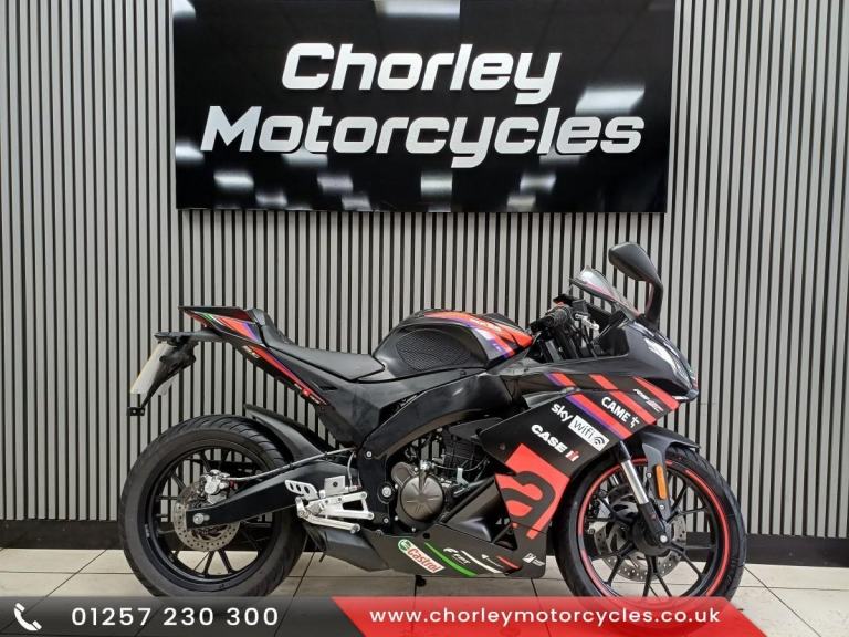 2024 APRILIA RS4 125 learner legal race looks sports bike