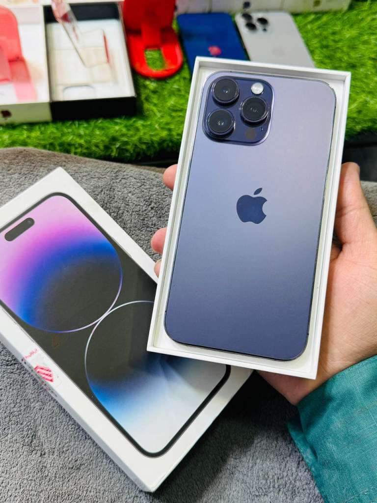 ***WE WILL NOT BE BEATEN ON PRICE***APPLE IPHONE 14 PRO MAX UNLOCKED BOXED WITH WARRANTY & RECEIPT