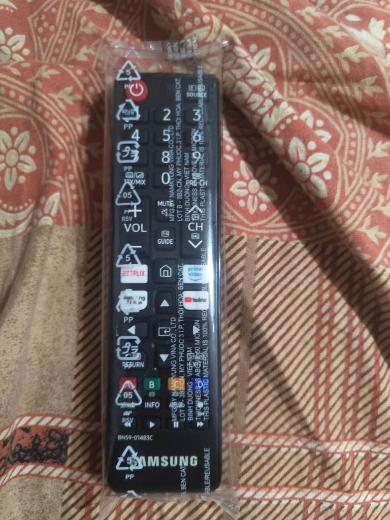 New Samsung TV Remote Control – Still in Packaging