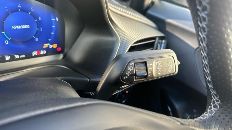 2023 Ford Puma 1.0 EcoBoost Hybrid mHEV ST-Line Vignale 5dr Petrol Hatchback Hatchback Petrol Manual