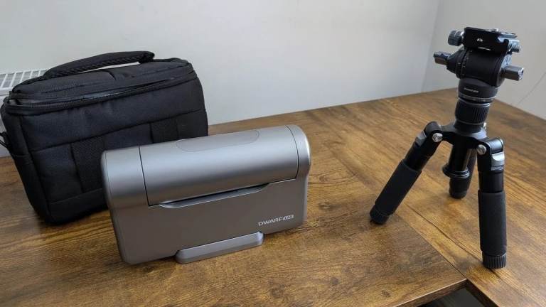 Dwarf 3 Smart Telescope, Tripod, Padded case and original accessories