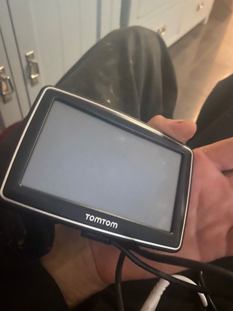 TomTom XL Sat Nav – Good Condition, Ready to Use