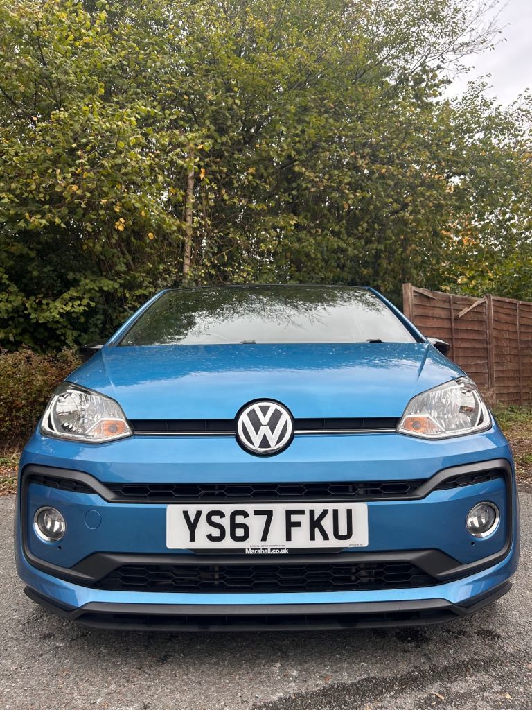 Volkswagen, UP, Hatchback, 2017, Manual, 999 (cc), 3 doors