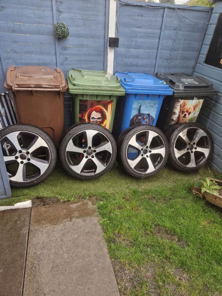 Vw 18inch alloys new tyres
