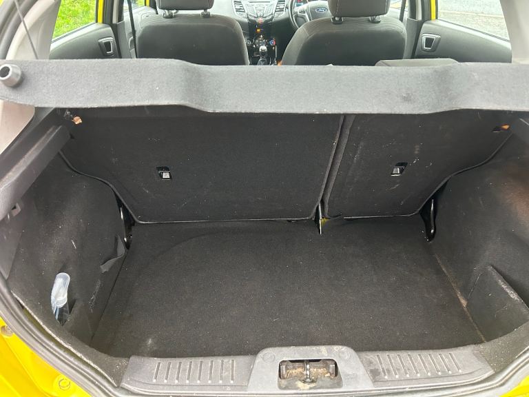 Ford 2015 Fiesta 1.5 Diesel. Cat N. Cheap car 